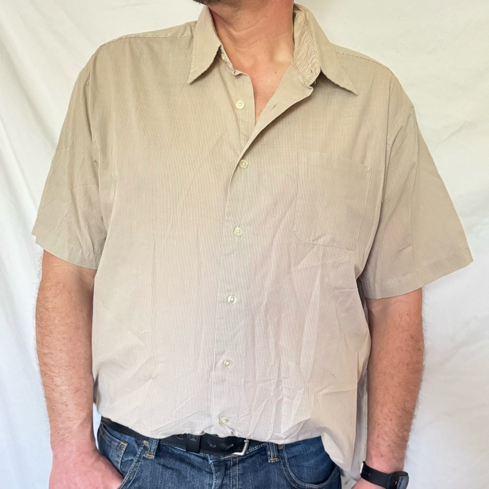 Van Heusen Men’s Khaki Color Short Sleeve Button Up Shirt